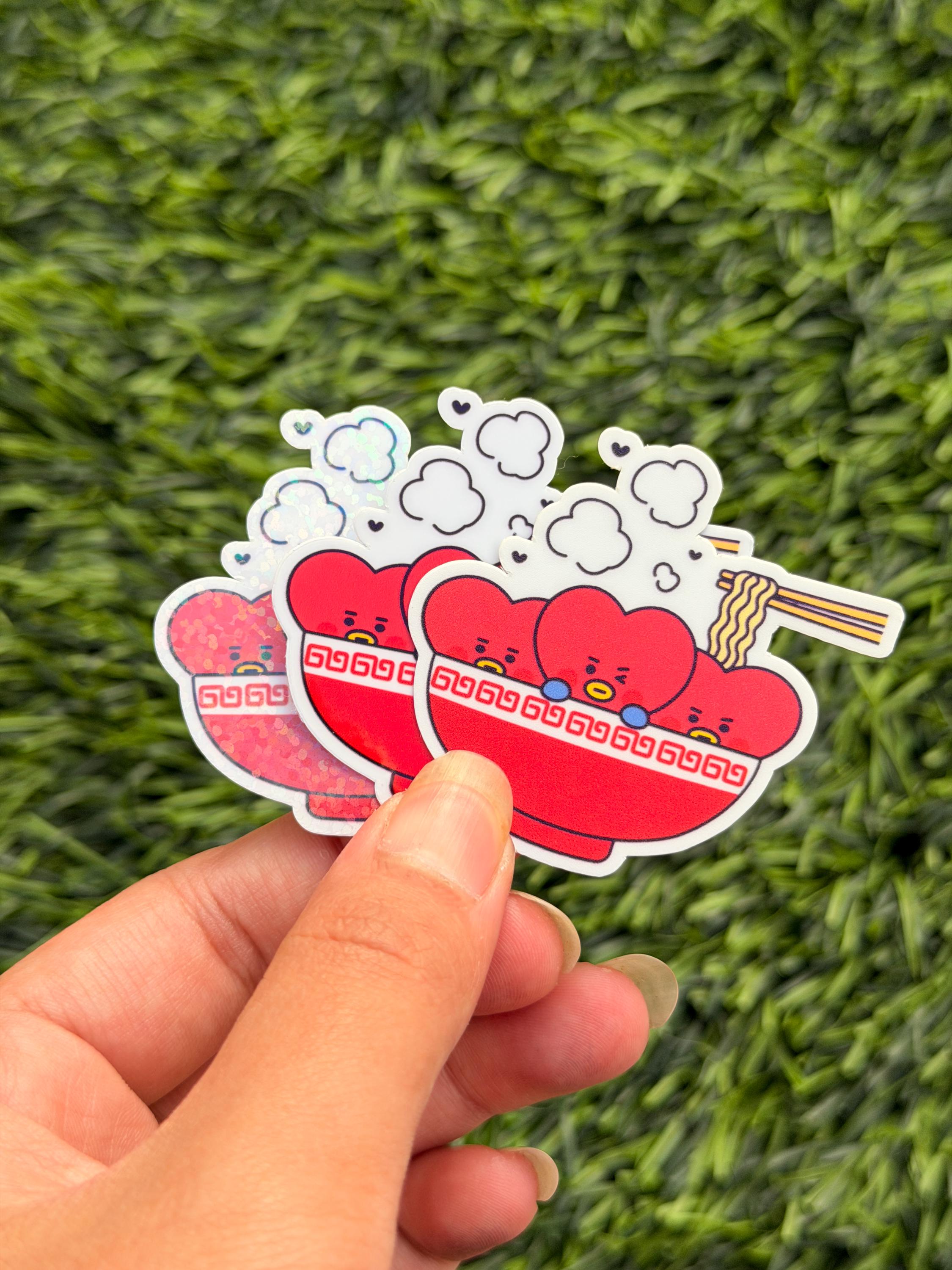 Kpop Ramen Sticker Pack | BT21-inspirierte Charaktere | 7 Stück gestanzte Vinyl-Aufkleber wasserfest