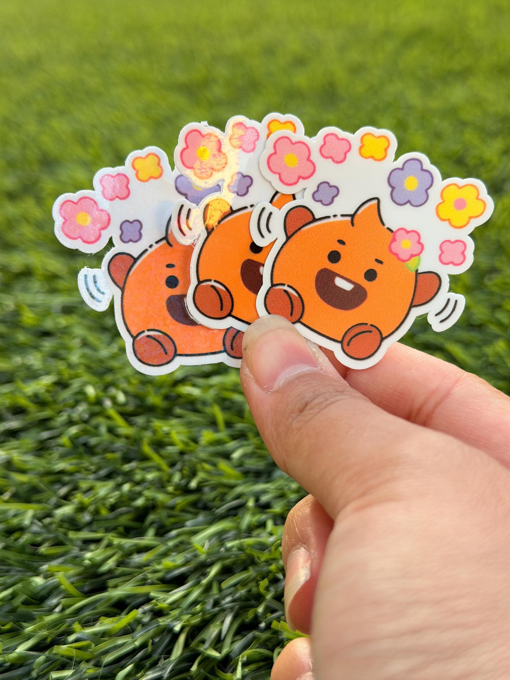 Paquete de pegatinas de K-pop con diseño de flores primaverales | Personajes inspirados en BT21 | 7 pegatinas de vinilo troqueladas impermeables