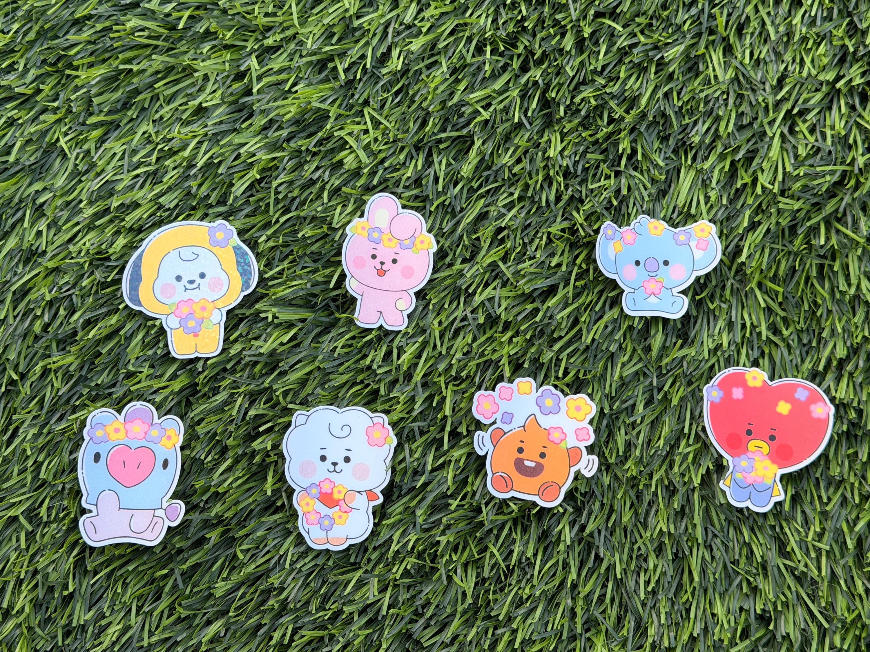 Paquete de pegatinas de K-pop con diseño de flores primaverales | Personajes inspirados en BT21 | 7 pegatinas de vinilo troqueladas impermeables